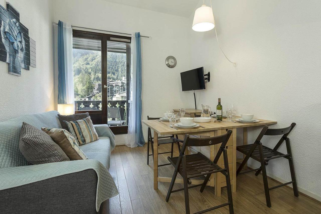 Apartment Forclaz 4B - Alpes Travel - Central Chamonix - Sleeps 4 المظهر الخارجي الصورة
