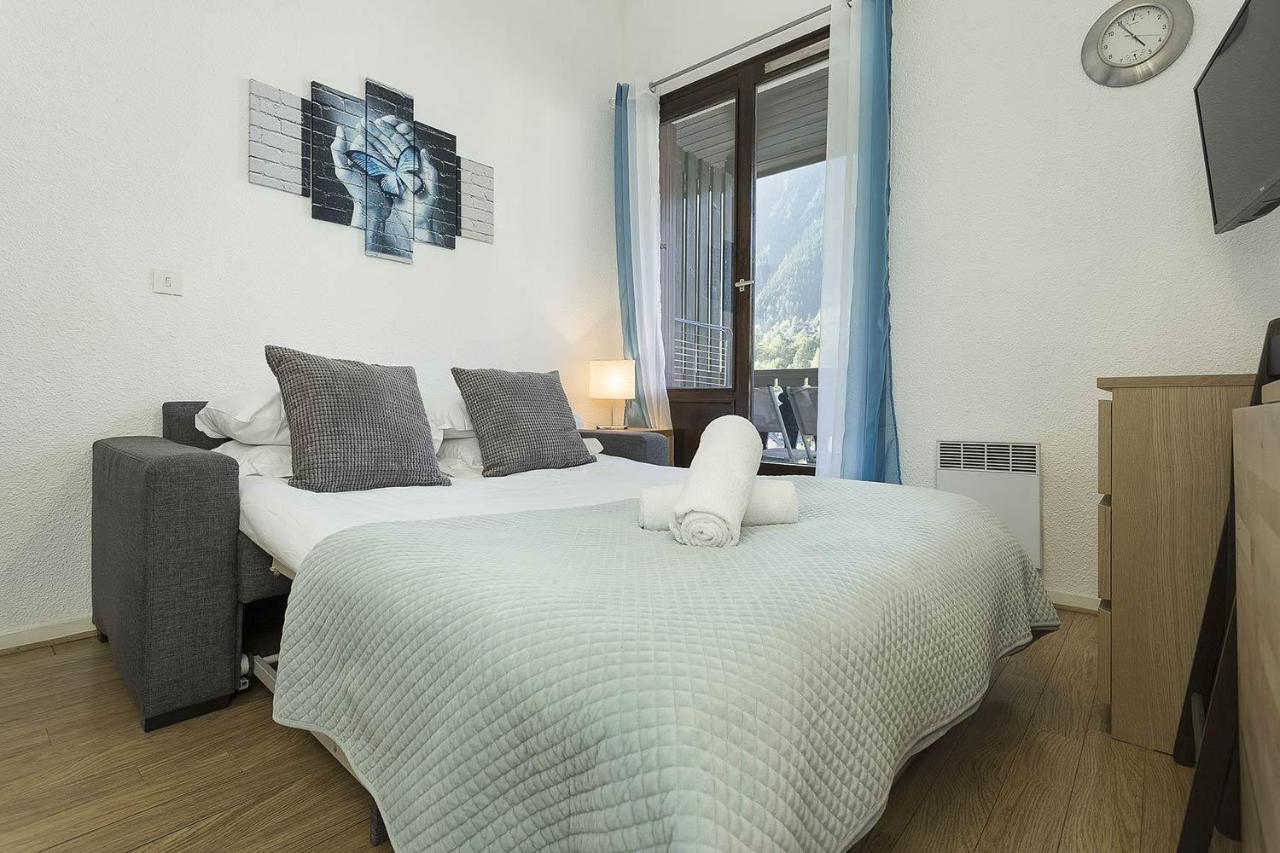 Apartment Forclaz 4B - Alpes Travel - Central Chamonix - Sleeps 4 المظهر الخارجي الصورة